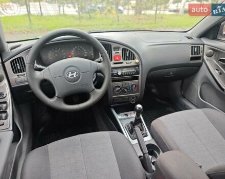 Серый Хендай Элантра, объемом двигателя 1.6 л и пробегом 197 тыс. км за 4400 $, фото 20 на Automoto.ua