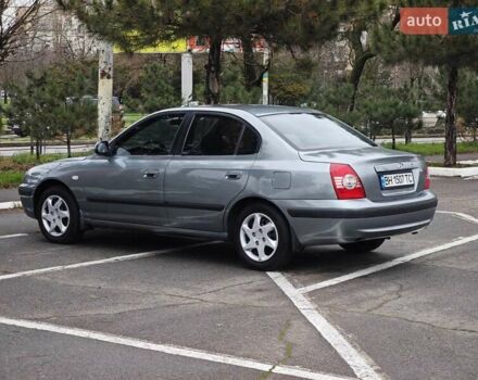 Серый Хендай Элантра, объемом двигателя 1.6 л и пробегом 197 тыс. км за 4400 $, фото 12 на Automoto.ua