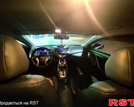 Серый Хендай Элантра, объемом двигателя 1.6 л и пробегом 182 тыс. км за 8900 $, фото 7 на Automoto.ua