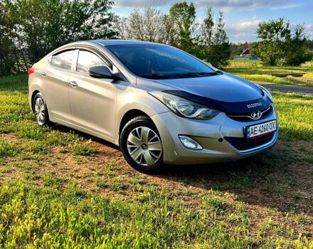 Сірий Хендай Елантра, об'ємом двигуна 1.6 л та пробігом 167 тис. км за 9200 $, фото 10 на Automoto.ua