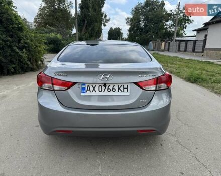 Сірий Хендай Елантра, об'ємом двигуна 1.8 л та пробігом 174 тис. км за 8150 $, фото 4 на Automoto.ua