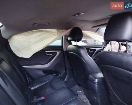 Сірий Хендай Елантра, об'ємом двигуна 1.8 л та пробігом 180 тис. км за 4500 $, фото 8 на Automoto.ua