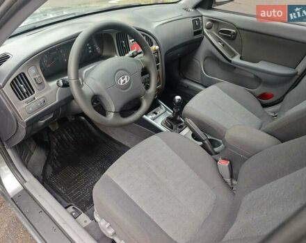 Серый Хендай Элантра, объемом двигателя 1.6 л и пробегом 197 тыс. км за 4400 $, фото 21 на Automoto.ua