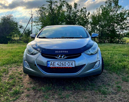 Сірий Хендай Елантра, об'ємом двигуна 1.6 л та пробігом 167 тис. км за 9200 $, фото 3 на Automoto.ua