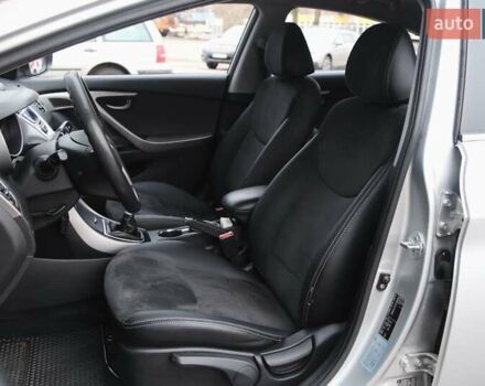 Сірий Хендай Елантра, об'ємом двигуна 1.59 л та пробігом 175 тис. км за 9200 $, фото 8 на Automoto.ua