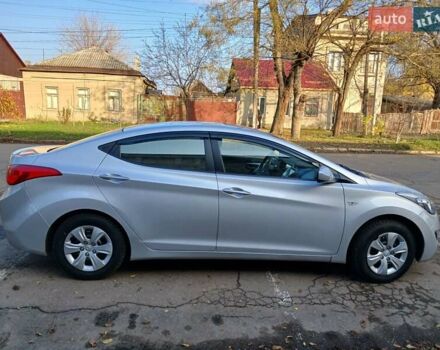 Серый Хендай Элантра, объемом двигателя 1.59 л и пробегом 132 тыс. км за 9300 $, фото 3 на Automoto.ua