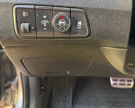 Сірий Хендай Елантра, об'ємом двигуна 1.8 л та пробігом 220 тис. км за 8600 $, фото 17 на Automoto.ua