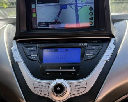 Сірий Хендай Елантра, об'ємом двигуна 1.6 л та пробігом 181 тис. км за 8900 $, фото 5 на Automoto.ua