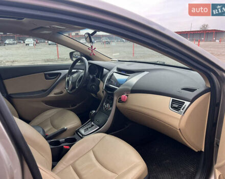 Серый Хендай Элантра, объемом двигателя 1.8 л и пробегом 150 тыс. км за 9800 $, фото 6 на Automoto.ua