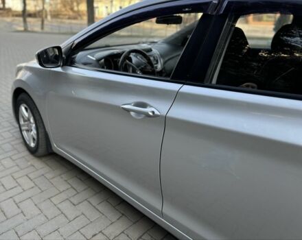 Сірий Хендай Елантра, об'ємом двигуна 1.6 л та пробігом 174 тис. км за 8300 $, фото 9 на Automoto.ua