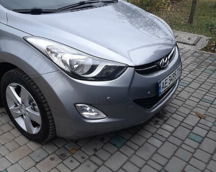 Сірий Хендай Елантра, об'ємом двигуна 1.8 л та пробігом 231 тис. км за 8900 $, фото 2 на Automoto.ua