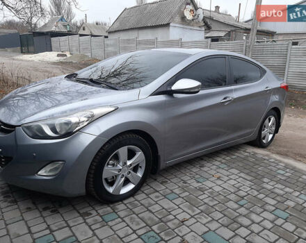Сірий Хендай Елантра, об'ємом двигуна 1.8 л та пробігом 231 тис. км за 8900 $, фото 1 на Automoto.ua