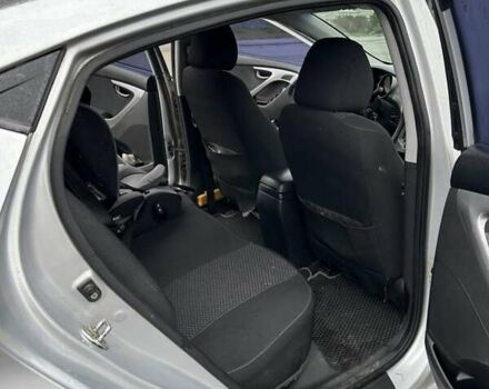 Серый Хендай Элантра, объемом двигателя 1.8 л и пробегом 136 тыс. км за 10500 $, фото 8 на Automoto.ua