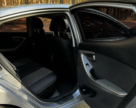 Серый Хендай Элантра, объемом двигателя 1.59 л и пробегом 122 тыс. км за 9500 $, фото 10 на Automoto.ua