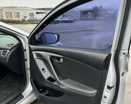 Серый Хендай Элантра, объемом двигателя 1.8 л и пробегом 136 тыс. км за 10500 $, фото 12 на Automoto.ua