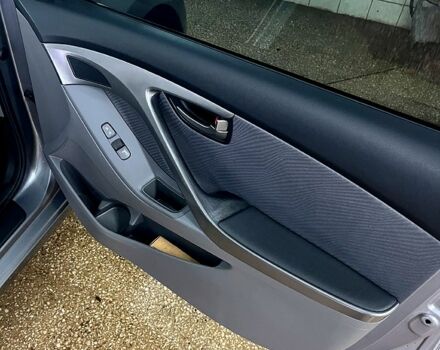 Серый Хендай Элантра, объемом двигателя 1.8 л и пробегом 171 тыс. км за 8299 $, фото 9 на Automoto.ua