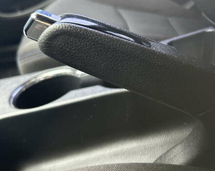 Серый Хендай Элантра, объемом двигателя 1.59 л и пробегом 136 тыс. км за 9500 $, фото 2 на Automoto.ua