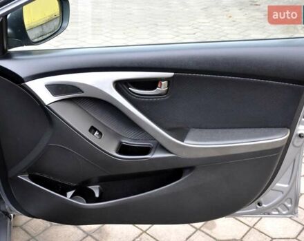 Серый Хендай Элантра, объемом двигателя 1.8 л и пробегом 160 тыс. км за 7500 $, фото 26 на Automoto.ua