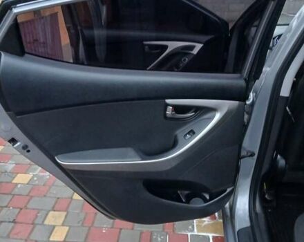 Сірий Хендай Елантра, об'ємом двигуна 1.59 л та пробігом 150 тис. км за 8000 $, фото 11 на Automoto.ua