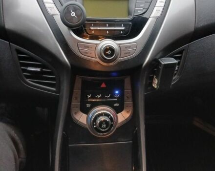 Сірий Хендай Елантра, об'ємом двигуна 1.6 л та пробігом 150 тис. км за 8000 $, фото 9 на Automoto.ua