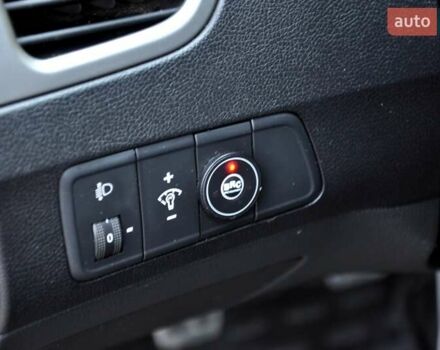 Серый Хендай Элантра, объемом двигателя 1.8 л и пробегом 160 тыс. км за 7500 $, фото 29 на Automoto.ua