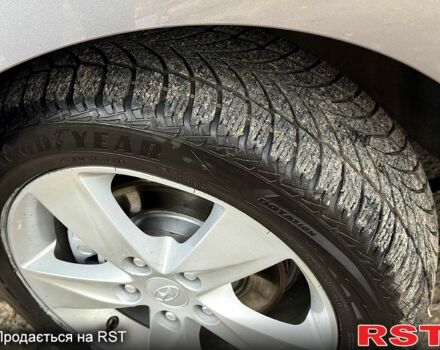 Хендай Элантра 2013 в Днепре (Днепропетровске) на Automoto.ua Серый Хендай Элантра, объемом двигателя 1.8 л и пробегом 146 тыс. км за 9300 $, фото 2 на Automoto.ua