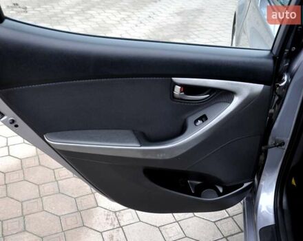 Серый Хендай Элантра, объемом двигателя 1.8 л и пробегом 160 тыс. км за 7500 $, фото 18 на Automoto.ua