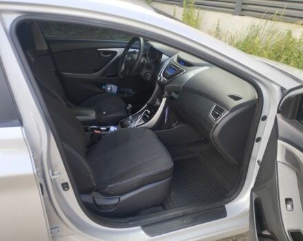 Сірий Хендай Елантра, об'ємом двигуна 1.8 л та пробігом 200 тис. км за 7600 $, фото 5 на Automoto.ua