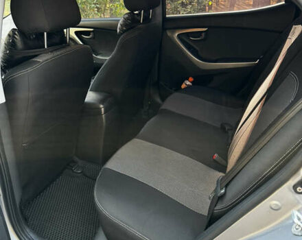 Серый Хендай Элантра, объемом двигателя 1.59 л и пробегом 122 тыс. км за 9500 $, фото 6 на Automoto.ua