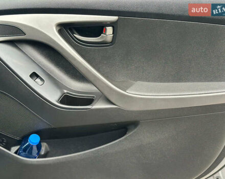 Серый Хендай Элантра, объемом двигателя 1.6 л и пробегом 133 тыс. км за 8690 $, фото 8 на Automoto.ua