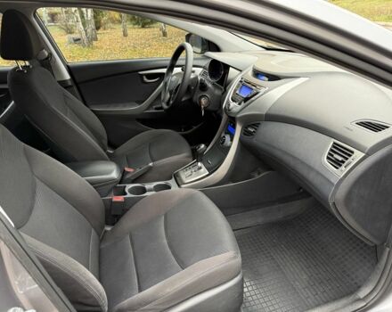 Хендай Элантра 2013 в Днепре (Днепропетровске) на Automoto.ua Серый Хендай Элантра, объемом двигателя 1.8 л и пробегом 146 тыс. км за 9300 $, фото 5 на Automoto.ua