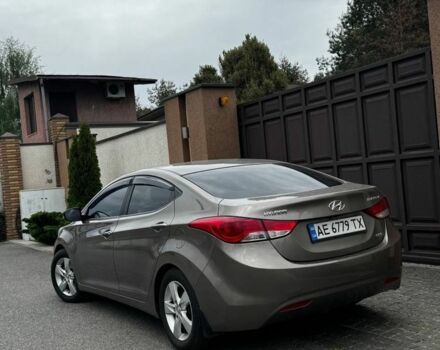 Сірий Хендай Елантра, об'ємом двигуна 1.8 л та пробігом 130 тис. км за 9900 $, фото 1 на Automoto.ua