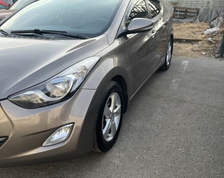 Сірий Хендай Елантра, об'ємом двигуна 1.8 л та пробігом 130 тис. км за 9900 $, фото 3 на Automoto.ua