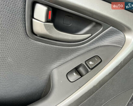 Хендай Элантра 2013 в Николаеве на Automoto.ua Серый Хендай Элантра, объемом двигателя 1.8 л и пробегом 205 тыс. км за 9999 $, фото 16 на Automoto.ua