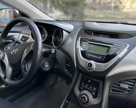 Сірий Хендай Елантра, об'ємом двигуна 1.6 л та пробігом 174 тис. км за 8300 $, фото 13 на Automoto.ua