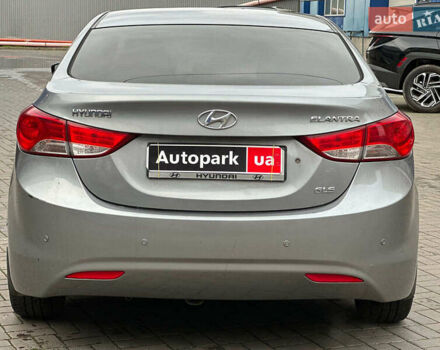 Серый Хендай Элантра, объемом двигателя 1.6 л и пробегом 133 тыс. км за 8690 $, фото 5 на Automoto.ua