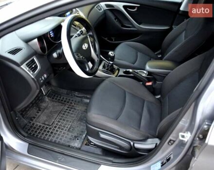 Серый Хендай Элантра, объемом двигателя 1.8 л и пробегом 160 тыс. км за 7500 $, фото 15 на Automoto.ua