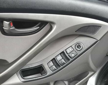 Серый Хендай Элантра, объемом двигателя 1.8 л и пробегом 112 тыс. км за 9300 $, фото 14 на Automoto.ua