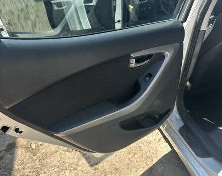 Серый Хендай Элантра, объемом двигателя 1.8 л и пробегом 116 тыс. км за 8000 $, фото 13 на Automoto.ua