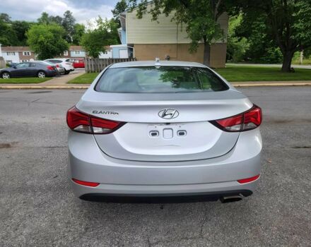 Серый Хендай Элантра, объемом двигателя 2 л и пробегом 81 тыс. км за 5900 $, фото 4 на Automoto.ua