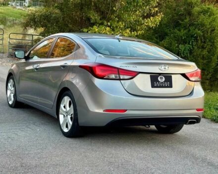 Сірий Хендай Елантра, об'ємом двигуна 2 л та пробігом 85 тис. км за 1000 $, фото 4 на Automoto.ua