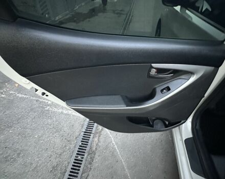 Хендай Елантра 2014 у Дніпро (Дніпропетровську) на Automoto.ua Сірий Хендай Елантра, об'ємом двигуна 1.6 л та пробігом 95 тис. км за 8800 $, фото 11 на Automoto.ua