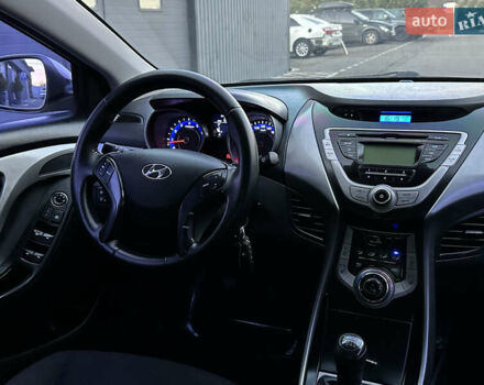 Хендай Элантра 2014 в Днепре (Днепропетровске) на Automoto.ua Серый Хендай Элантра, объемом двигателя 1.6 л и пробегом 95 тыс. км за 8800 $, фото 9 на Automoto.ua