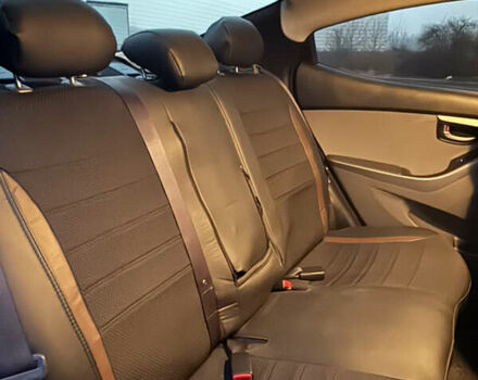 Серый Хендай Элантра, объемом двигателя 1.8 л и пробегом 258 тыс. км за 9000 $, фото 18 на Automoto.ua