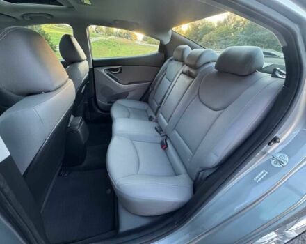 Сірий Хендай Елантра, об'ємом двигуна 2 л та пробігом 85 тис. км за 1000 $, фото 12 на Automoto.ua