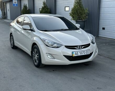 Хендай Елантра 2014 у Дніпро (Дніпропетровську) на Automoto.ua Сірий Хендай Елантра, об'ємом двигуна 1.6 л та пробігом 95 тис. км за 8800 $, фото 1 на Automoto.ua