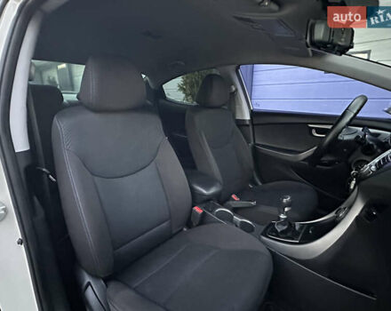 Хендай Элантра 2014 в Днепре (Днепропетровске) на Automoto.ua Серый Хендай Элантра, объемом двигателя 1.6 л и пробегом 95 тыс. км за 8800 $, фото 17 на Automoto.ua