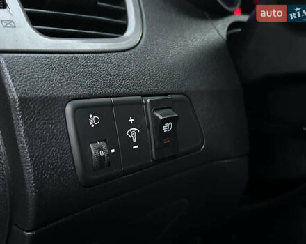 Хендай Элантра 2014 в Днепре (Днепропетровске) на Automoto.ua Серый Хендай Элантра, объемом двигателя 1.6 л и пробегом 95 тыс. км за 8800 $, фото 19 на Automoto.ua