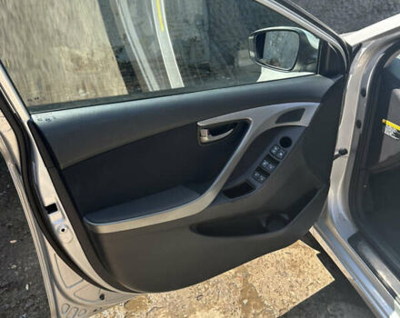 Серый Хендай Элантра, объемом двигателя 1.8 л и пробегом 116 тыс. км за 8000 $, фото 15 на Automoto.ua