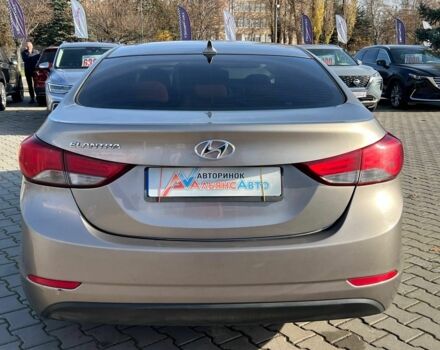 Серый Хендай Элантра, объемом двигателя 1.8 л и пробегом 200 тыс. км за 7999 $, фото 5 на Automoto.ua